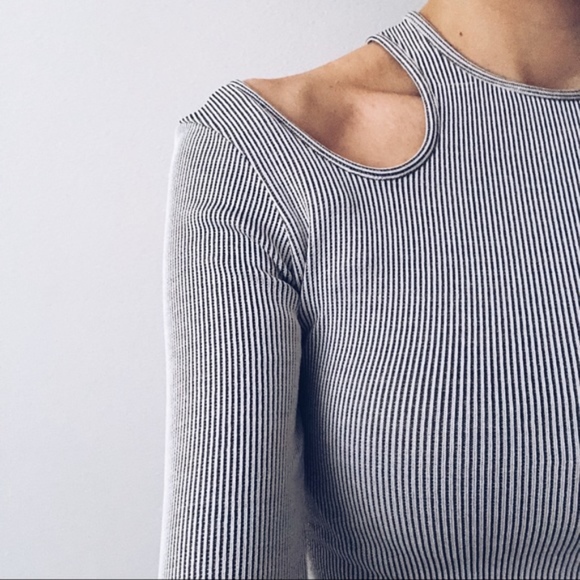 Zara Tops - Zara Cold Shoulder Dressy Top in Silver Size Small